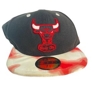 New Era Bulls Red And White Camo Fitted Hat 7 5/8 Hardwood Classics Hat READ